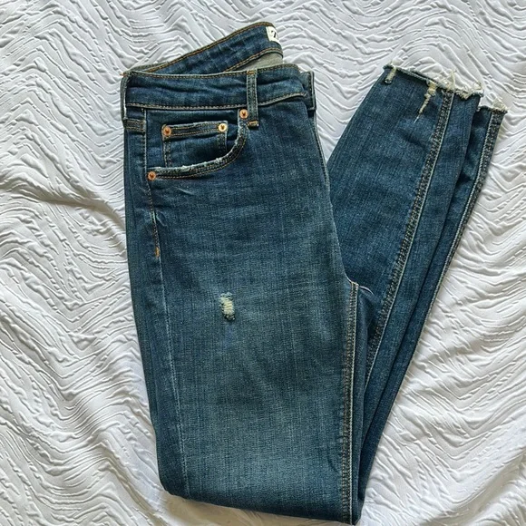 Zara Women's Blue Jeans - Picture 5 of 6